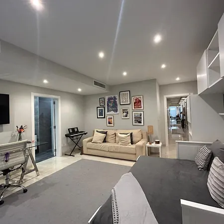 Spacious Luxury 3 Bedroom - Southridge - Lägenhet *